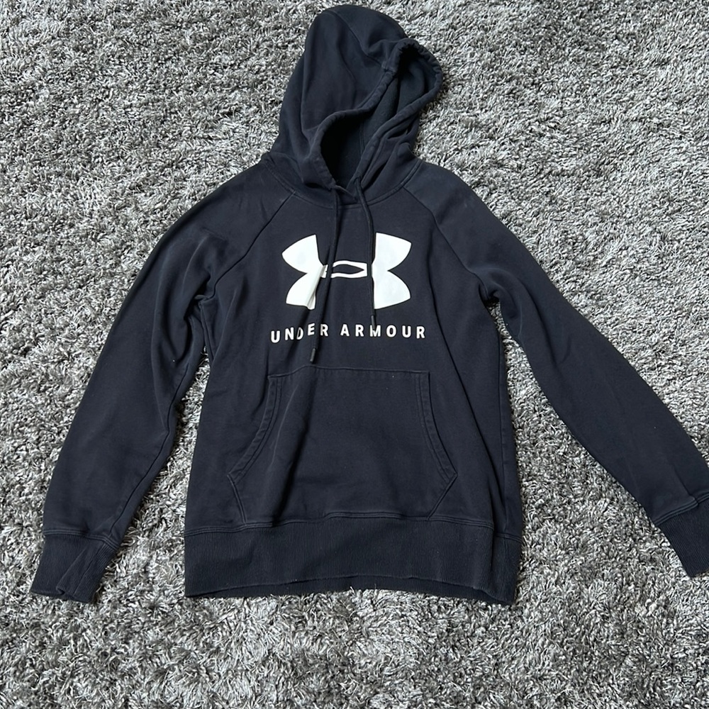 Women’s black under armor hoodie